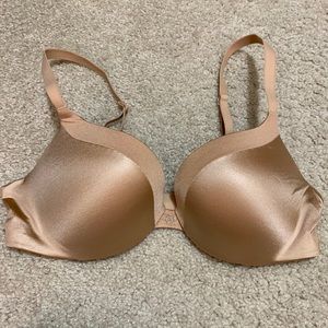 Victoria’s Secret nude bra 34B
